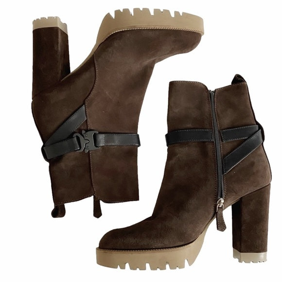 LA CANADIENNE BROWN SUEDE BLACK LEATHER STRAP CHUNKY TAN HEELED BOOTIES