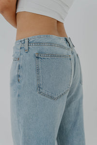 Jeans agolde lex en denim à délavage clair jambe large droite - détail arrière