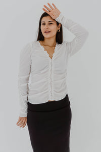 Haut chemisier ALC Becket froncé mélange de soie blanc - Top premium - vue de proche