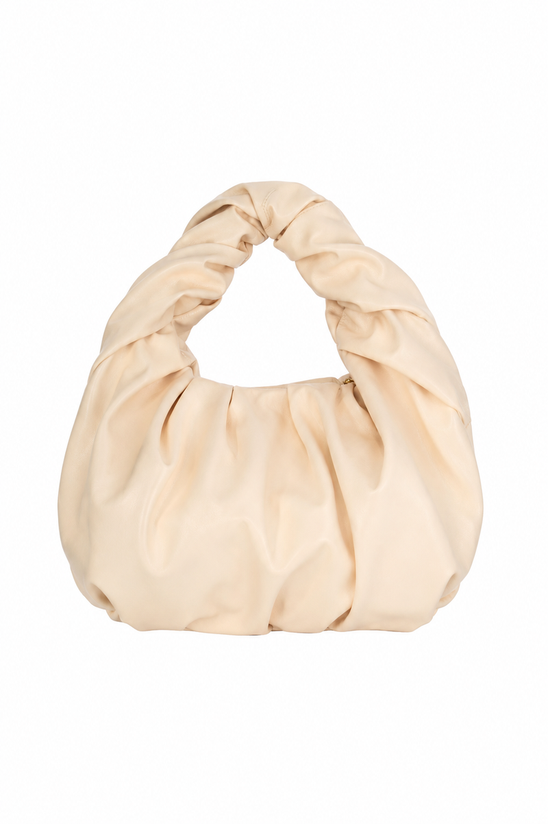 Sac A.L.C. Paloma en similicuir vegan crème beurre, silhouette demi-lune structurée, anse fixe intégrée, fermeture magnétique, design minimaliste californien_Vue de face