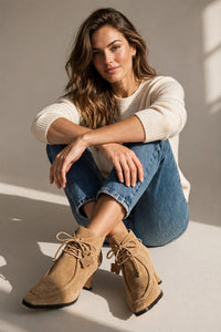 Bottines Storm en daim fauve, Burberry _vue édito de face
