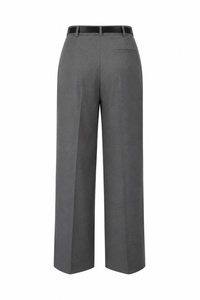 Pantalon Max Mara Juanita en laine mélangée gris anthracite avec taille haute, pinces frontales, coupe droite allongée et ceinture amovible coordonnée, tailoring italien-Vue de dos