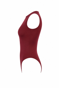 Body ajusté Mugler en jersey de nylon recyclé couleur Merlot bordeaux, avec logo Mugler embossé sur l'épaule, coupe seconde peau ultra-extensible, fabriqué au Portugal_Vue de côté