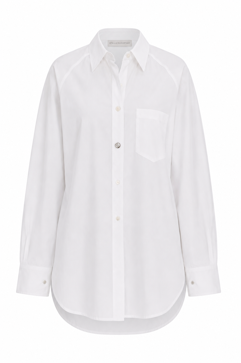 Chemise Stella McCartney blanche en poplin oversize avec boutonnage frontal, manches longues, coupe ample et décontractée, style minimaliste contemporain - vue de face