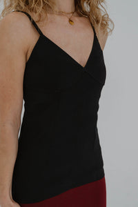 Camisole toteme à pinces bleue marine - Haut premium authentique - détail devant