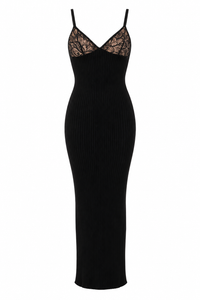 Robe maxi Ronny Kobo Pascale noire avec bustier dentelle, encolure V et tricot côtelé extensible bodycon vue de face